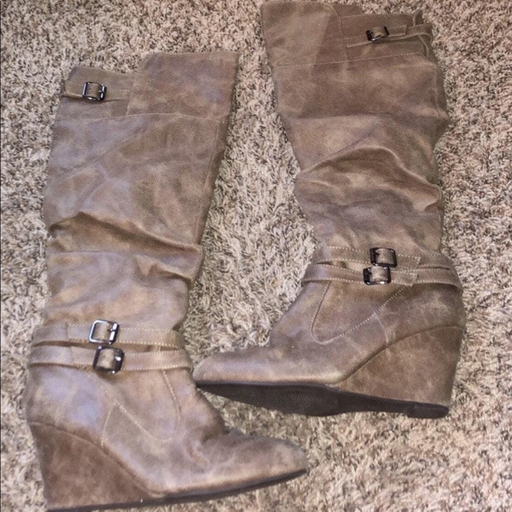 Maurices wedge booties